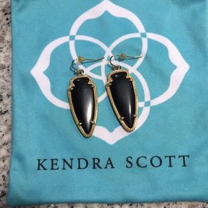 Kendra Scott Skylar Arrowhead earrings